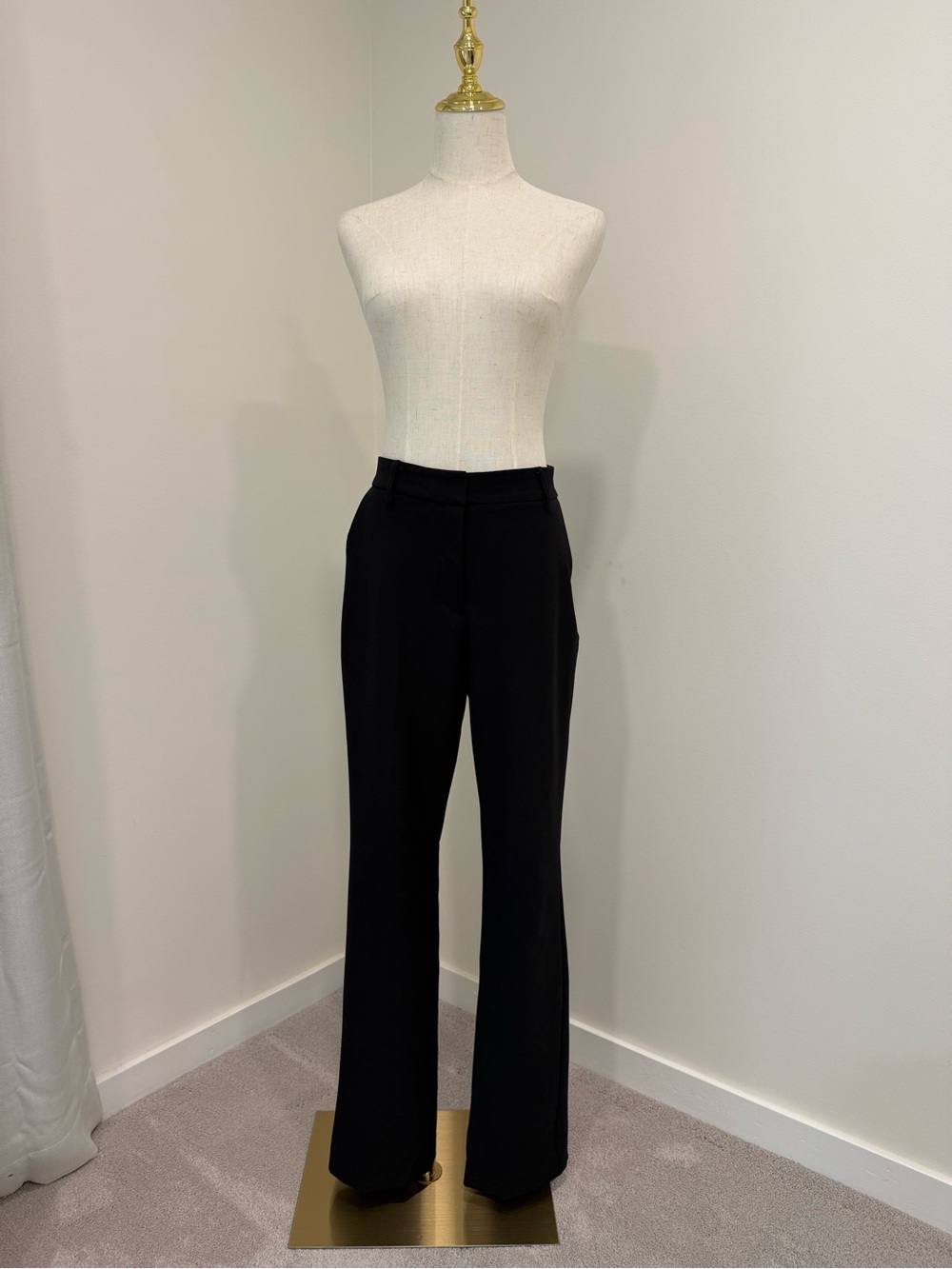 Express Editor Mid Rise Bootcut Pant in Studio Stretch Twill